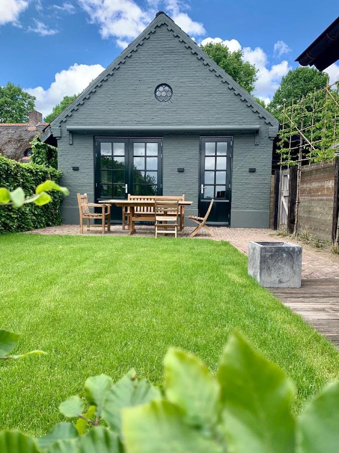 Bed & Breakfast Karakter Den Dungen Exterior photo
