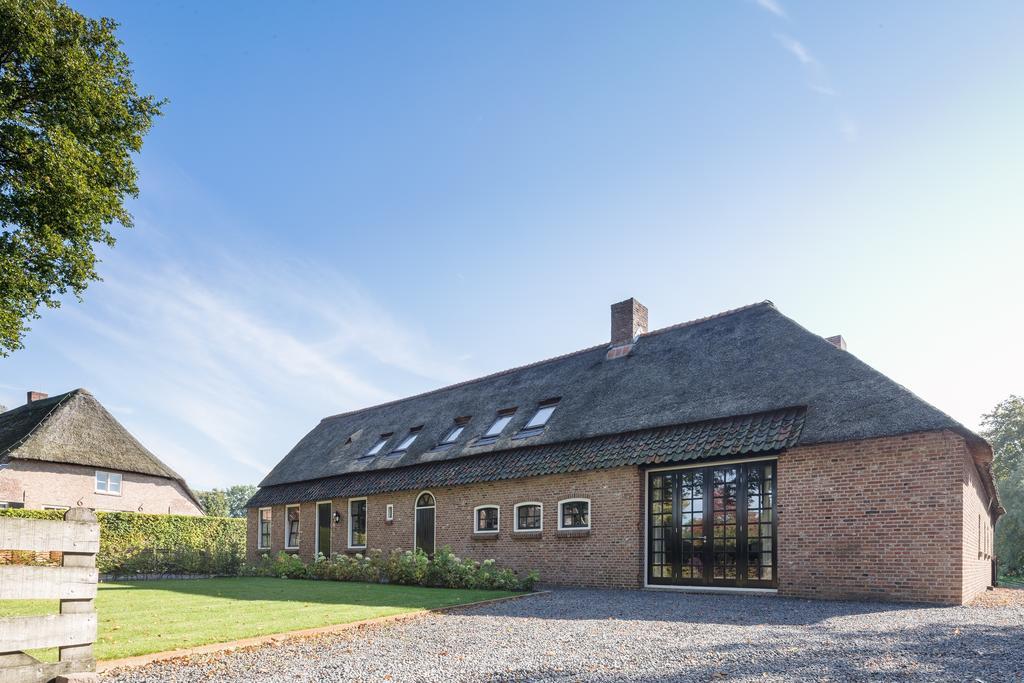 Bed & Breakfast Karakter Den Dungen Exterior photo